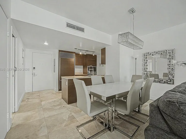 485 Brickell Ave #2209 — Photo 4