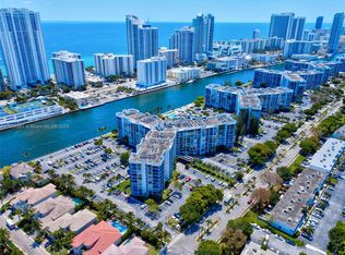 Oceanview Park, Hallandale, FL 33009
