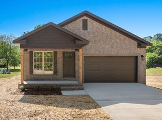 771 River Ln, Tuscumbia, AL 35674