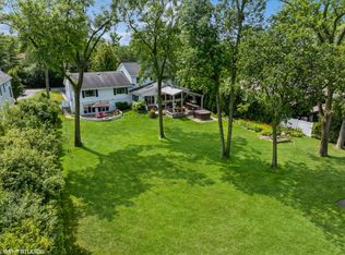 1136 Longvalley Rd, Glenview, IL 60025