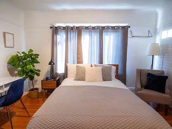 5th image of 398 Hearst Ave #1