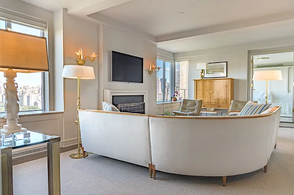 Rented by essential NEW YORK Real Estate | media 74