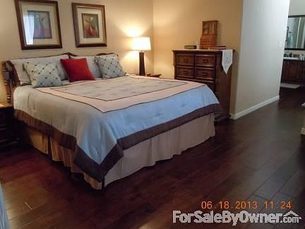 Master Bedroom
						:
						Master bedroom, with sitting area, wood flooring throughout, walk-in closet
