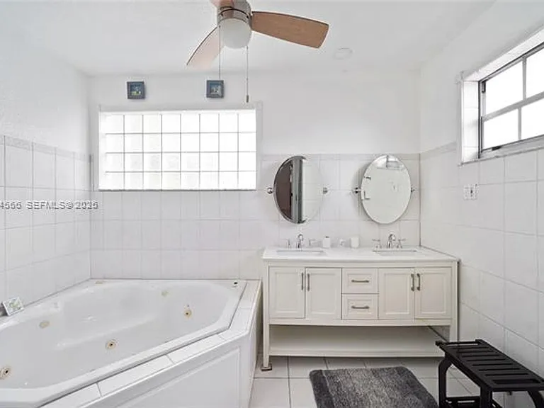 2834 SW 33rd Ave — Photo 23