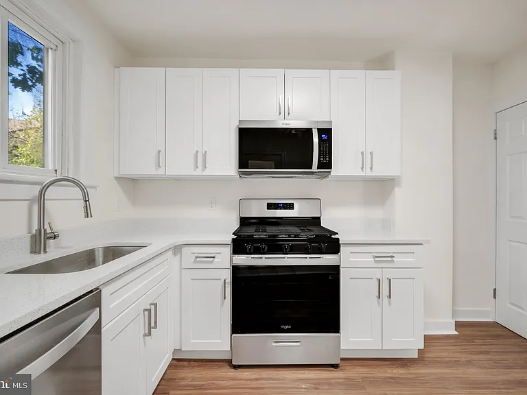 140 S Keswick Ave — Photo 7
