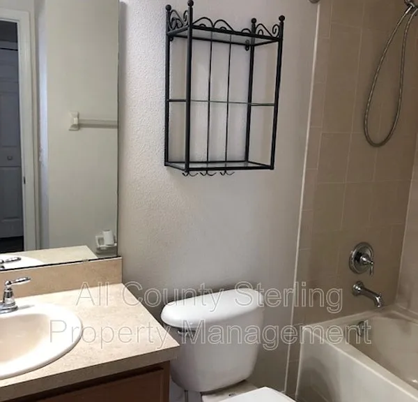7021 Kirkland Way — Photo 12