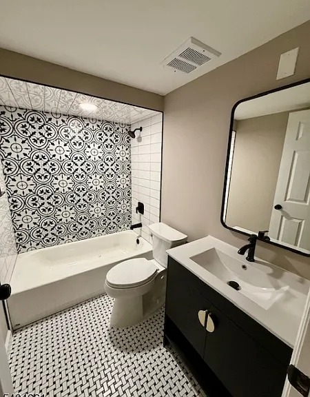 264 Girard Ave #B — Photo 9