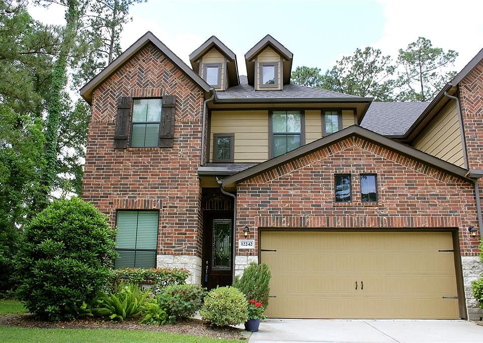 1st image of 12242 Valley Lodge Pkwy