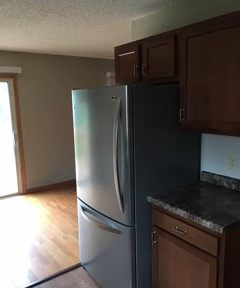 3554 Independence Ave N — Photo 11