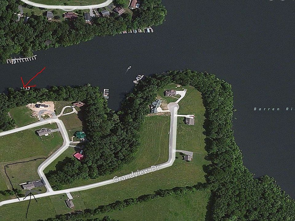 2nd image of 140 Grandview Dr