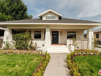 1317 W 48th St, Los Angeles, CA, 90037