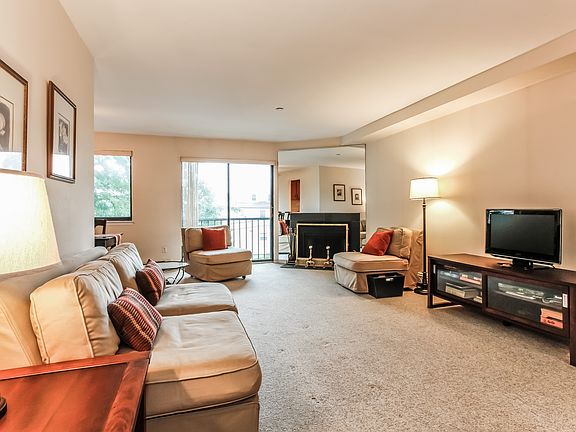 4th image of 24 Carhart Ave APT 310
