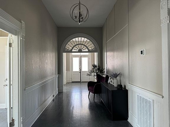3rd image of 535 Whitman St SE #2A