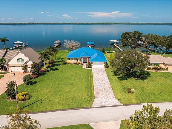 2nd image of 600 Sunset Pointe Dr