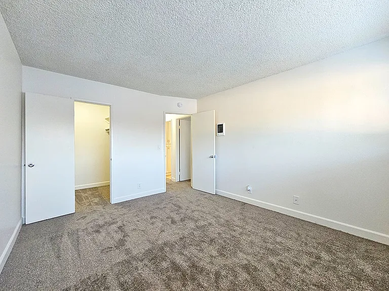 193 W Park Ave — Photo 11