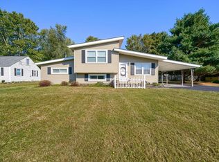 1058 Sharon Valley Rd, Newark, OH 43055