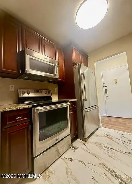 2 bed, 1130 sqft, $2,150 — Photo 4