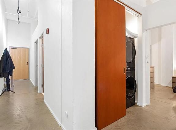 5th image of 1136 Washington Ave Unit 706