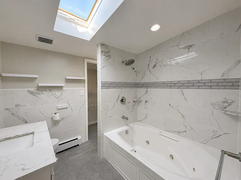 9 Silver St — Photo 17