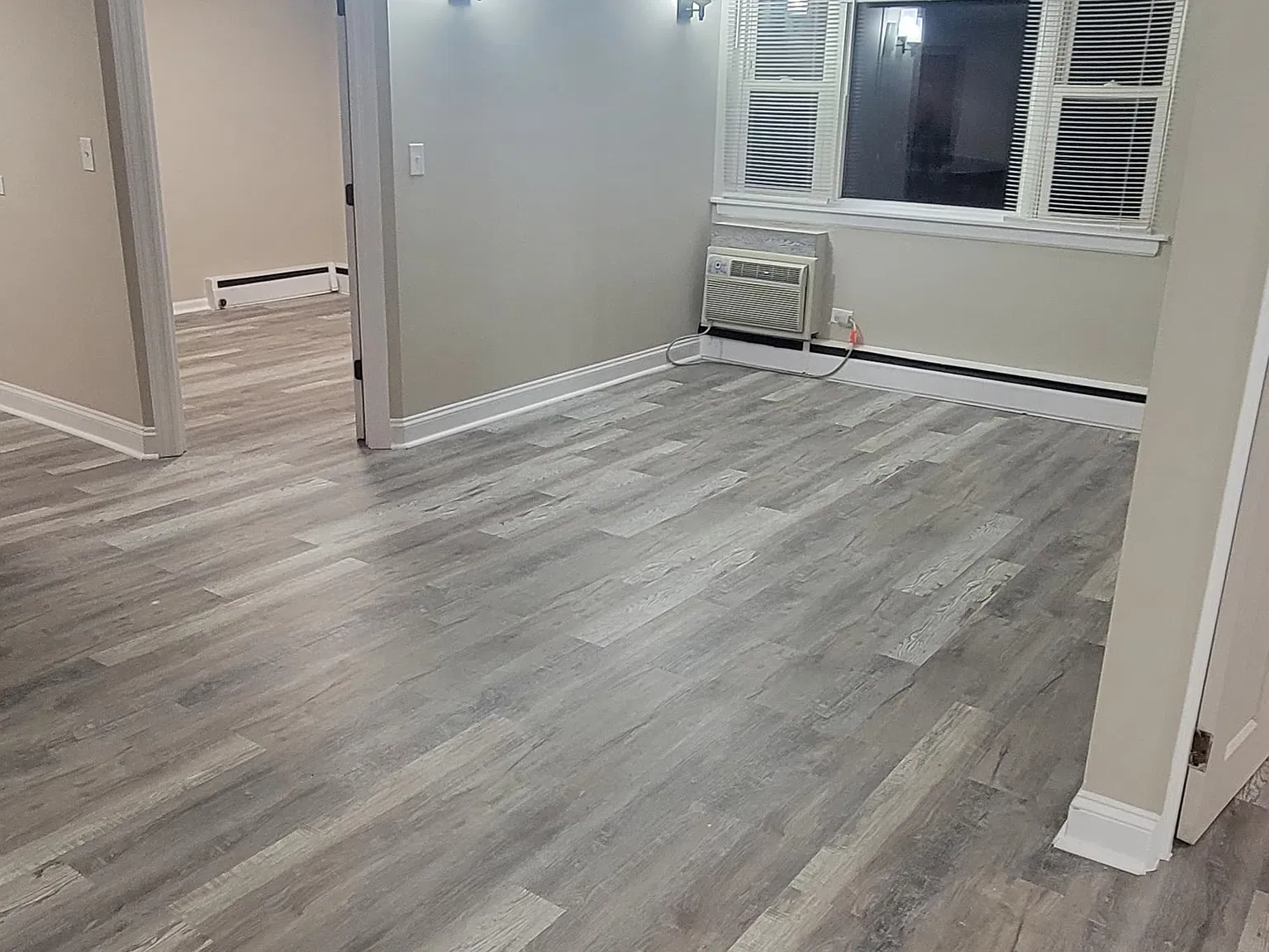2 bed, 700 sqft, $1,750 — Photo 1