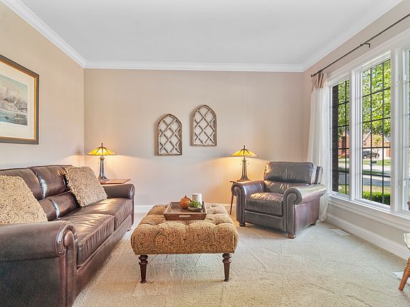 5th image of 40W303 William Cullen Bryant St