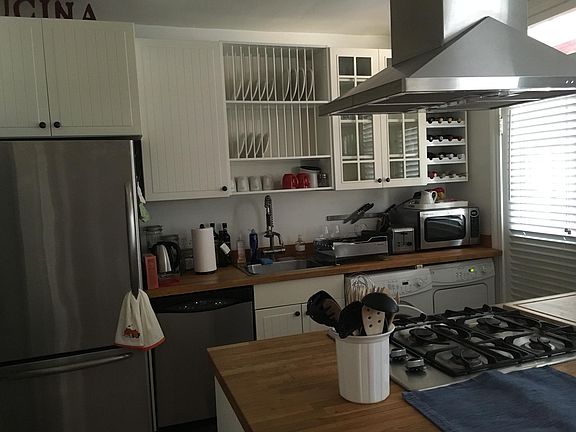 5th image of 501 N Arthur Ashe Blvd #12