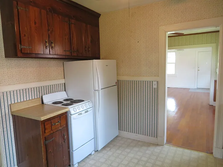 707 Hamilton Ave — Photo 8