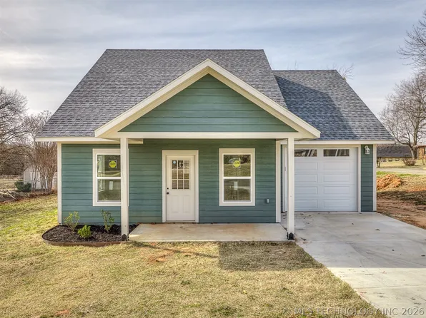 1831 Rockford Drive Dr, Eufaula, OK 74432