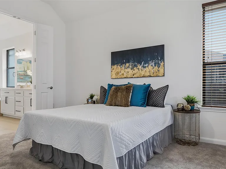 5501 Allamanda Dr — Photo 15