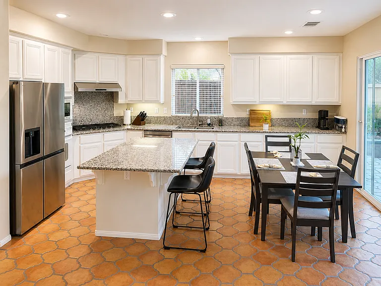 31135 Gleneagles Dr — Photo 4