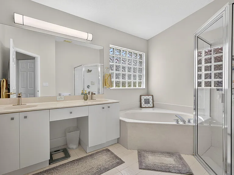 15155 Newquay Ct — Photo 20