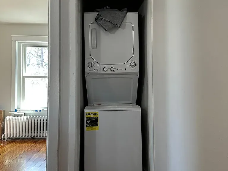 1030 Linden St #2 — Photo 11