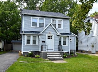 1518 S Noble Rd, Cleveland Heights, OH 44121