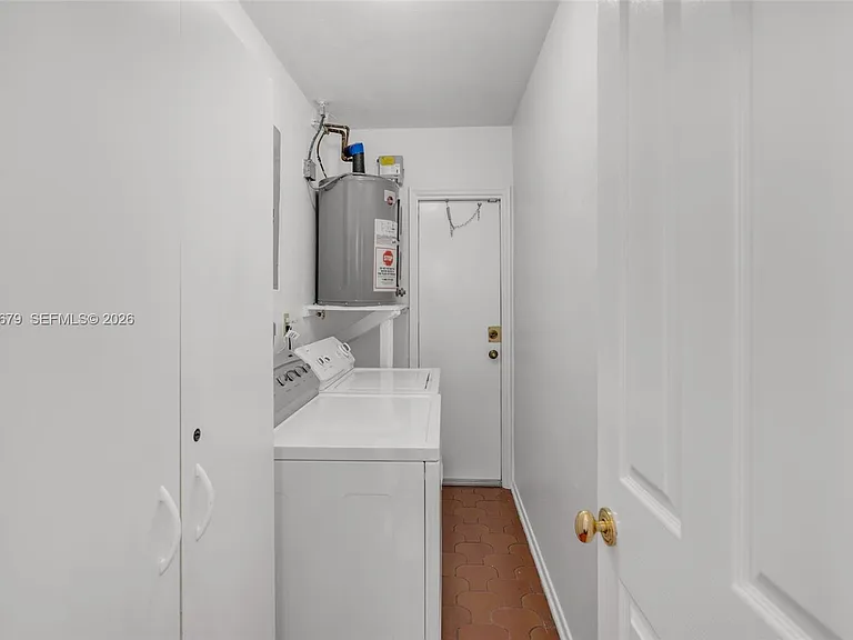 3640 SW 25th St #1 — Photo 16