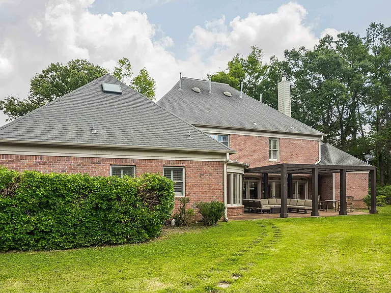 415 S Yates Rd — Photo 29