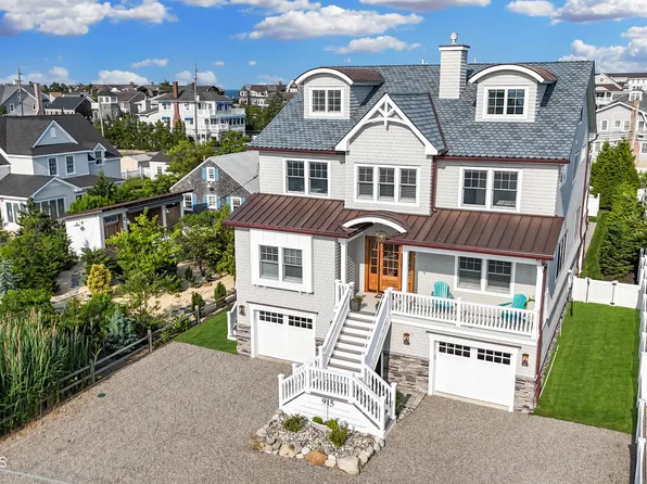 915 Barnegat Lane, Mantoloking, NJ 08738