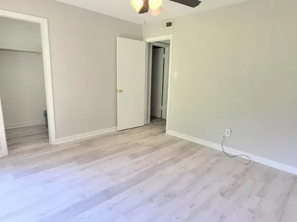 2020 Continental Ave APT 132, Tallahassee, FL 32304