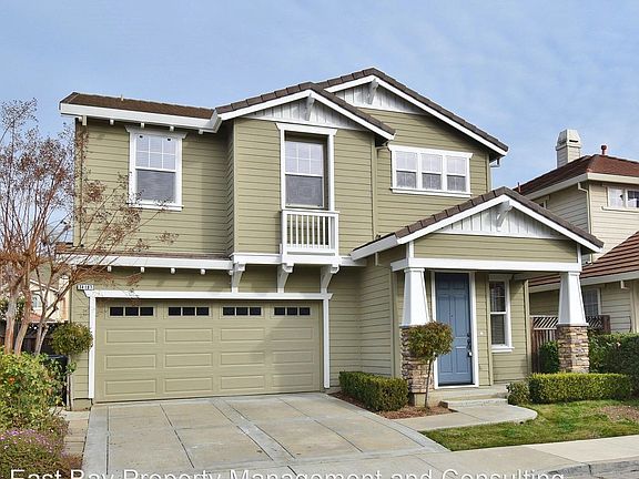 2nd image of 34187 Valle Dr
