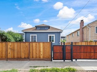 8850 Dowling St, Oakland, CA 94605