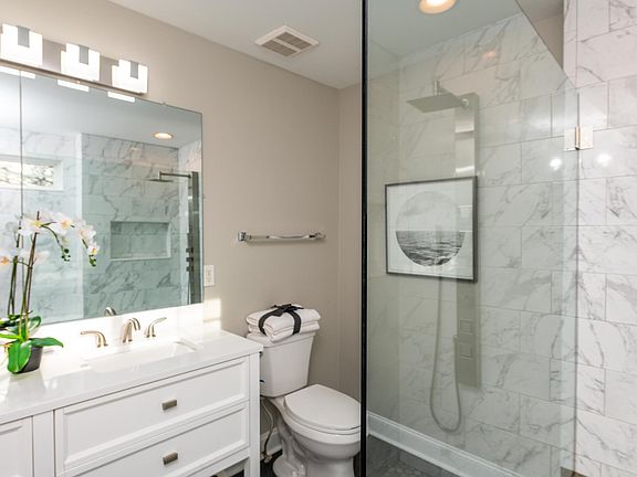 4th image of 12824 Bullock Greenway Blvd