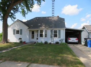 1023 Prospect Ave, Portage, WI 53901