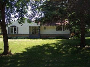 730 Watson Dr, Genoa, IL 60135