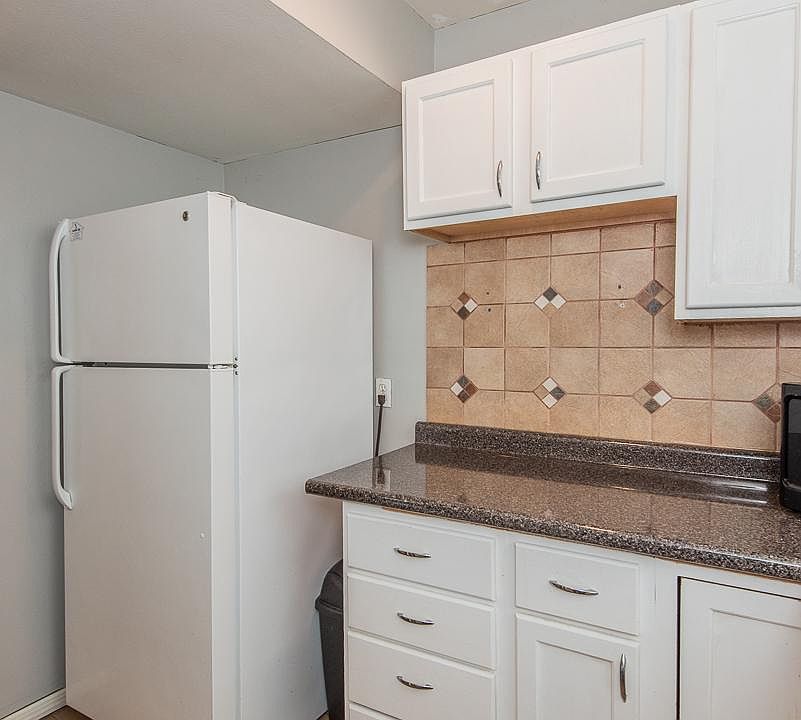 1st image of 6916 Colonial Woods Dr APT 92