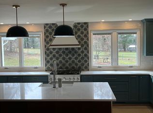 104 Colston Pl, Lexington, VA 24450