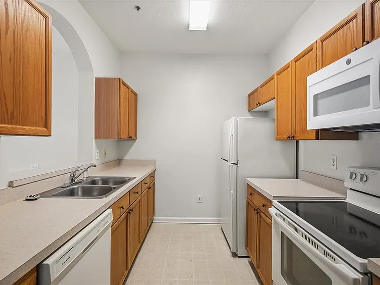 8101 Coconut Palm Way #205 — Photo 4