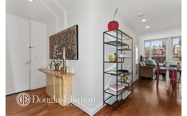 Rented by Douglas Elliman | media 18