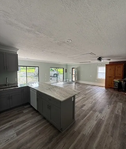 7421 Wilson Farm Ln — Photo 2