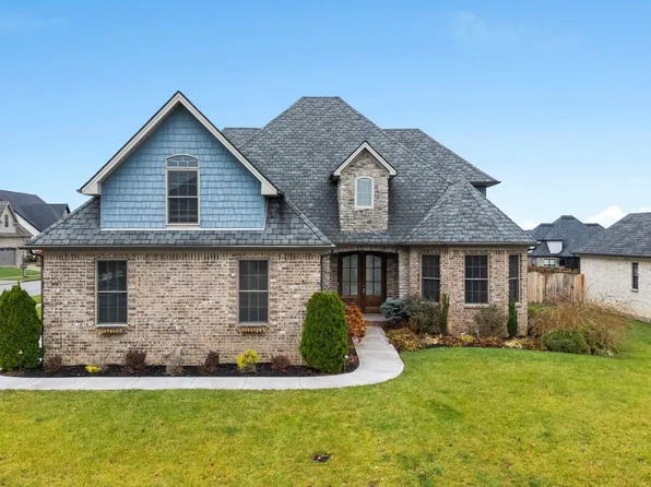 2655 Lucca, Lexington, KY 40509
