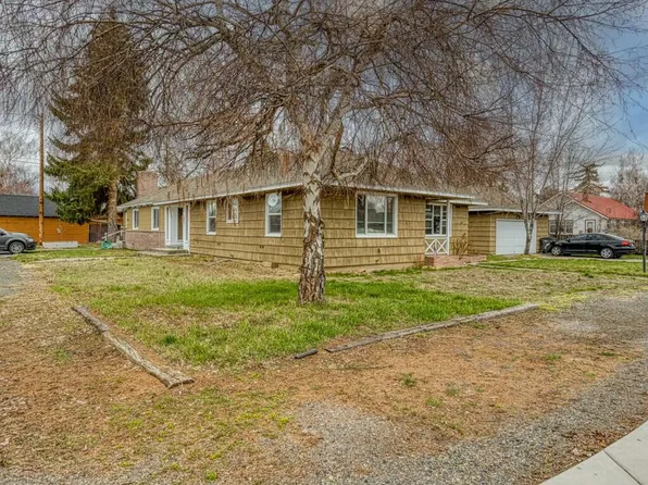 425 W 1st St, Merrill, OR 97633