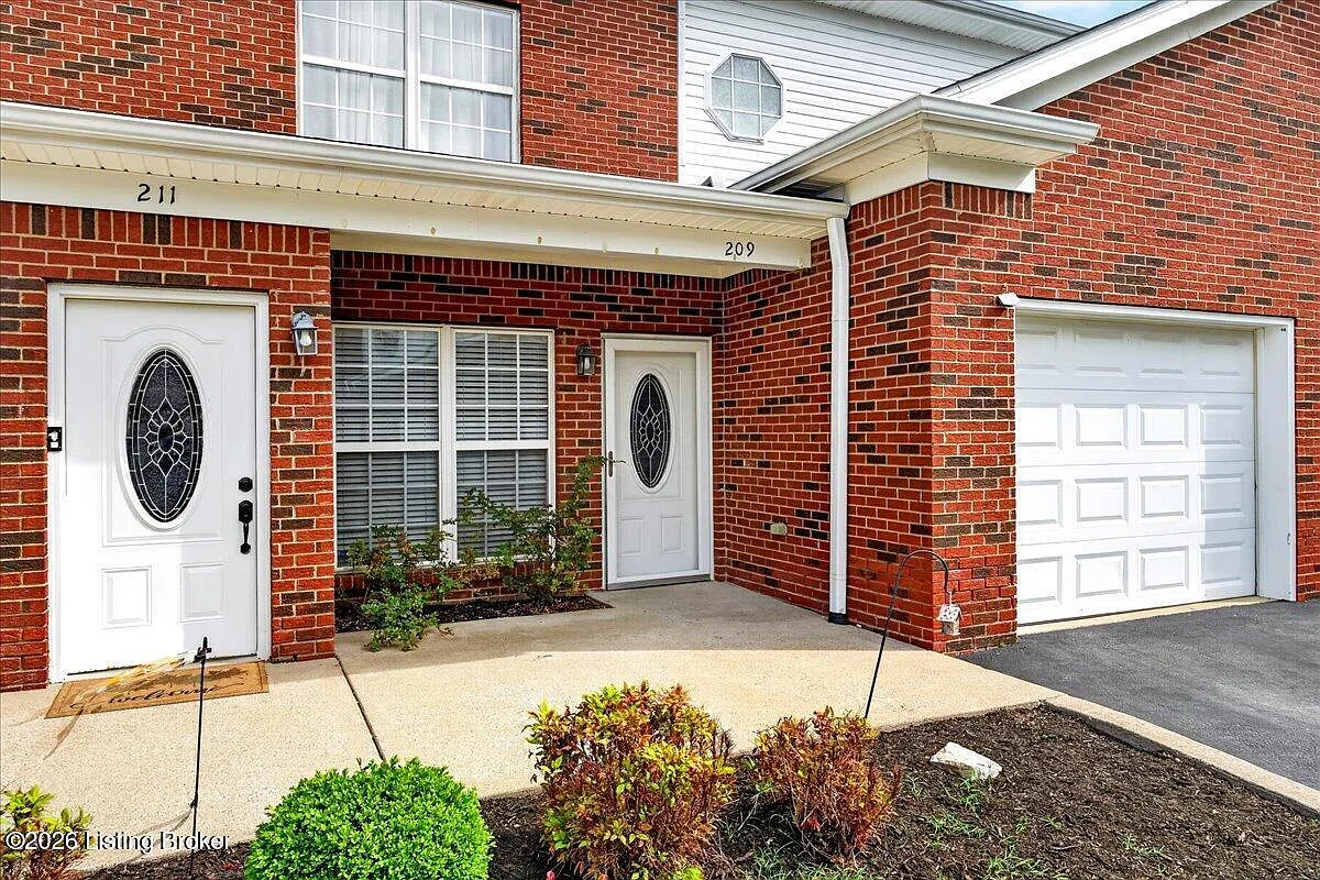 209 S Dorsey Ln photo 1